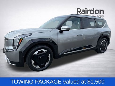 Certified 2024 Kia EV9 Land AWD/4WD image 3
