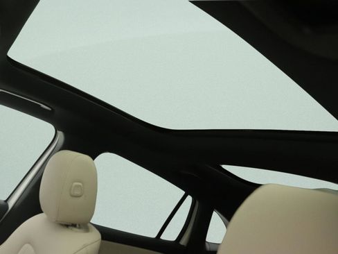 New 2026 Mercedes-Benz GLA 250 4MATIC image 11