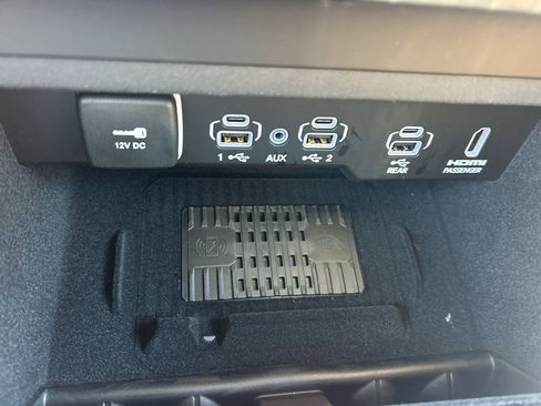 New 2026 Jeep Grand Wagoneer Summit AWD/4WD image 30