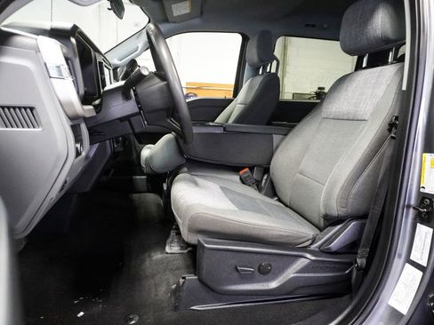 Used 2024 Ford F250 XLT image 10