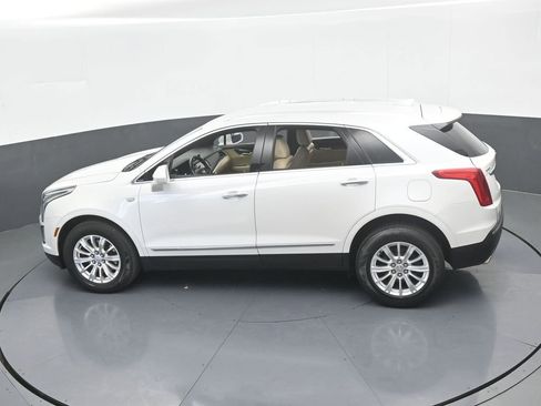 Used 2019 Cadillac XT5 FWD image 50