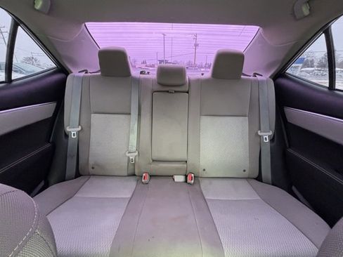 Used 2016 Toyota Corolla LE image 17