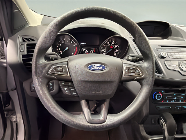 Used 2018 Ford Escape SE FWD image 16
