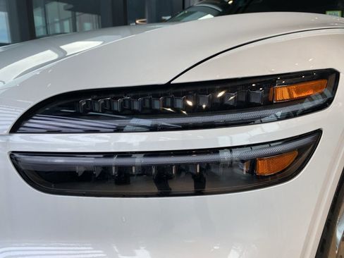 New 2026 Genesis GV70 2.5T Advanced image 11