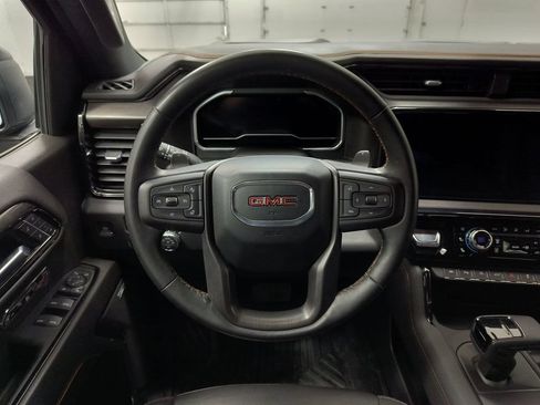 Used 2023 GMC Sierra 1500 AT4 w/ AT4 Premium Package AWD/4WD image 28