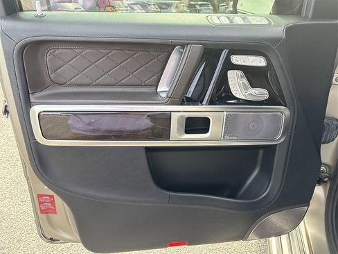 Used 2021 Mercedes-Benz G 550 G 550 image 17
