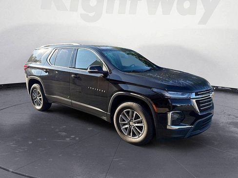 Used 2023 Chevrolet Traverse LT AWD/4WD image 7