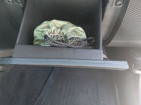 Used 2021 Jeep Wrangler Unlimited Sahara w/ Cold Weather Group image 12