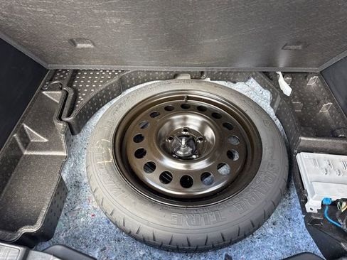 Certified 2024 Ford Escape ST-Line Select w/ Tech Pack #2 image 49