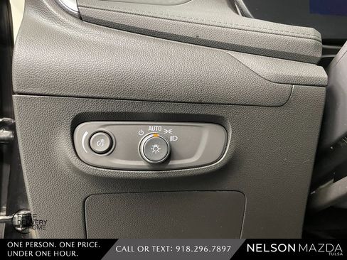 Used 2024 Buick Encore GX Sport Touring image 23