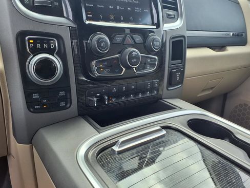 Used 2018 RAM 1500 Limited image 18