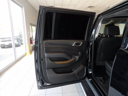 Used 2020 GMC Yukon XL Denali w/ Denali Ultimate Package AWD/4WD image 19