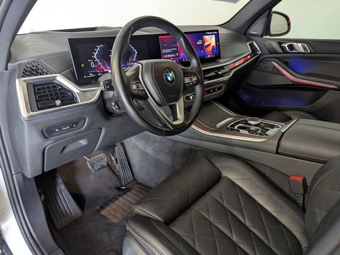 Used 2024 BMW X5 sDrive40i image 57