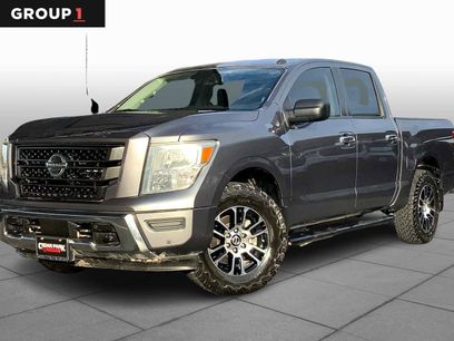 Used 2021 Nissan Titan SV w/ SV Convenience Package