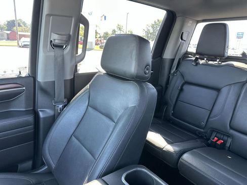 Used 2022 GMC Sierra 1500 SLT w/ SLT Premium Plus Package AWD/4WD image 12