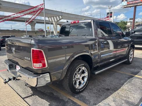 Used 2016 RAM 1500 Laramie w/ Convenience Group AWD/4WD image 6
