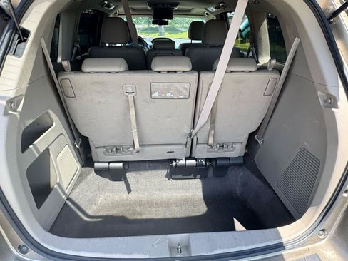 Used 2012 Honda Odyssey Touring image 19