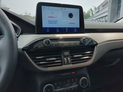 Used 2022 Ford Escape SEL w/ Technology Package image 20