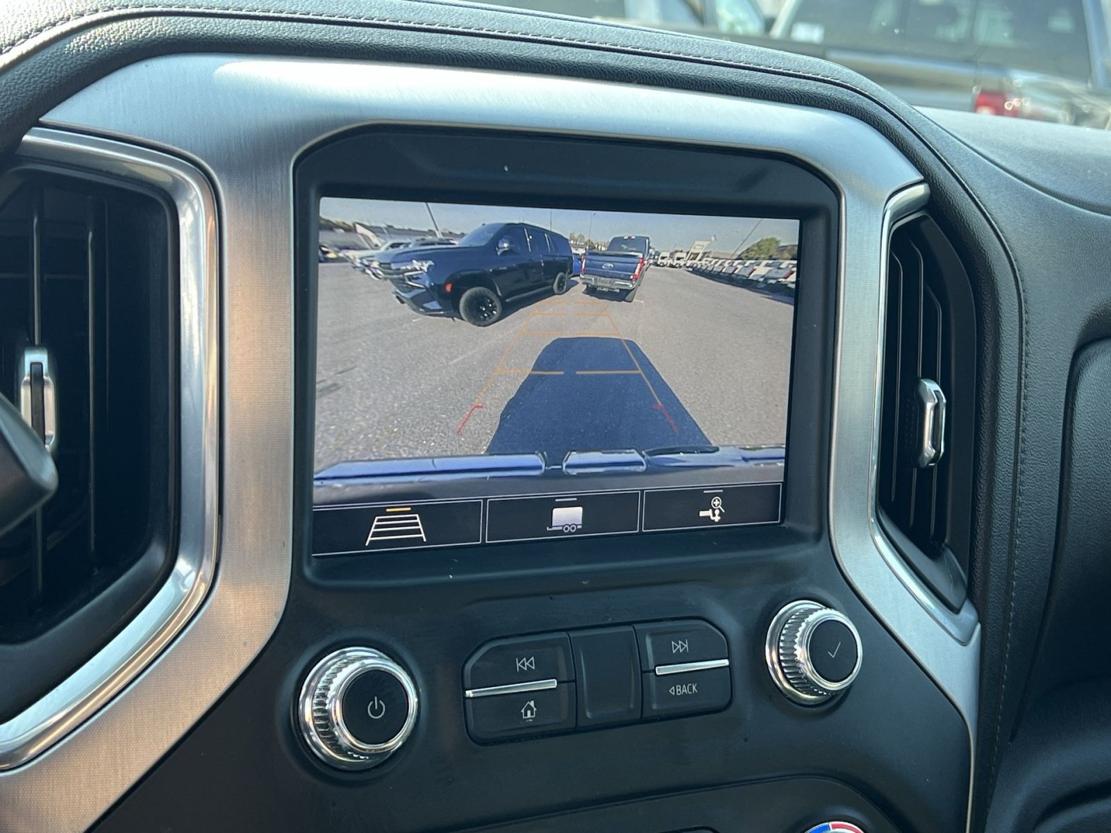 Used 2020 GMC Sierra 1500 SLE w/ SLE Value Package AWD/4WD image 19