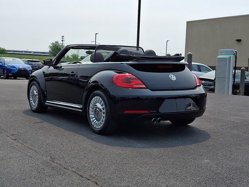 Used 2014 Volkswagen Beetle 1.8T FWD image 4