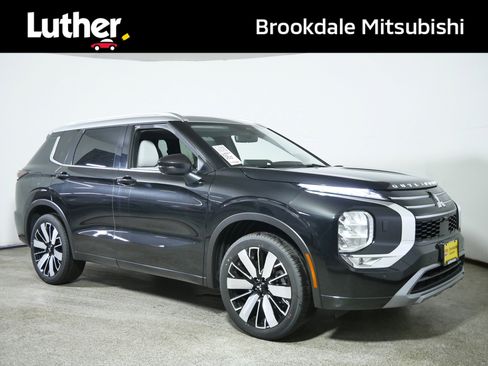 New 2025 Mitsubishi Outlander AWD image 1
