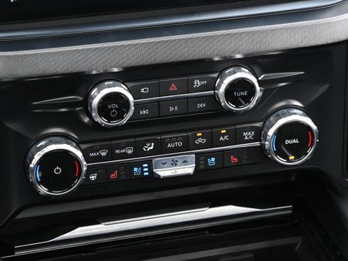 Used 2026 Ford F450 Platinum image 22