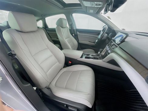 Used 2020 Honda Accord EX-L image 31