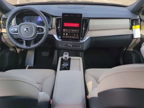Used 2026 Volvo XC90 B5 Plus w/ Protection Package Premier image 13