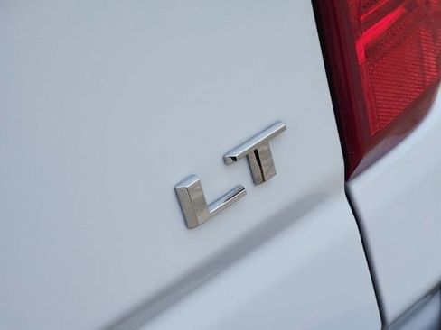 Used 2025 Chevrolet Silverado 2500 LT w/ Texas Edition image 9