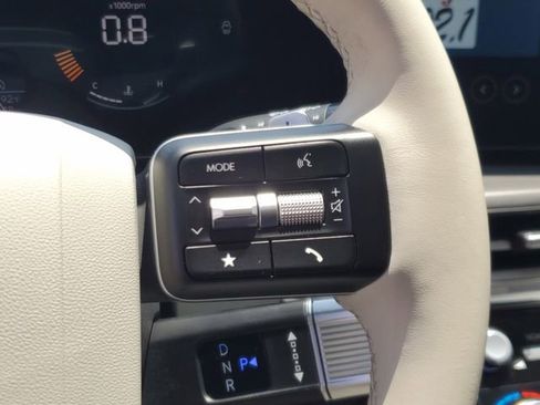 Used 2026 Hyundai Santa Fe SEL FWD image 22