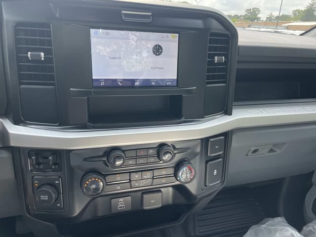 New 2026 Ford F550 4x4 Regular Cab Super Duty image 7