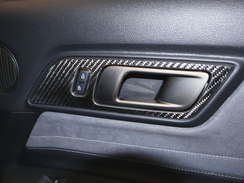 Used 2020 Ford Mustang Shelby GT350 w/ Technology Package image 47