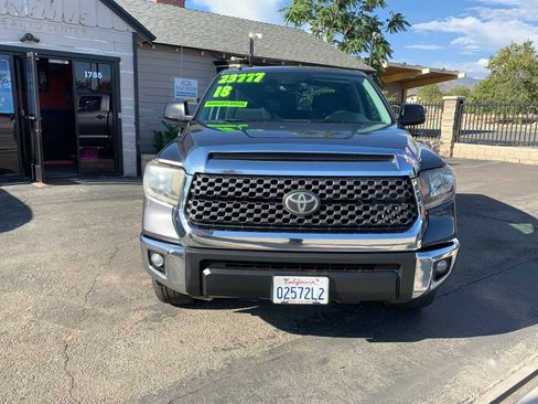 Used 2018 Toyota Tundra SR5 w/ SR5 Upgrade Package RWD image 3