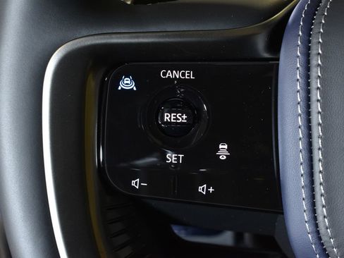 Used 2026 INFINITI QX80 4WD image 23