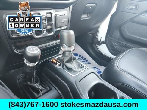 Used 2023 Jeep Wrangler Unlimited Sahara w/ Cold Weather Group AWD/4WD image 31