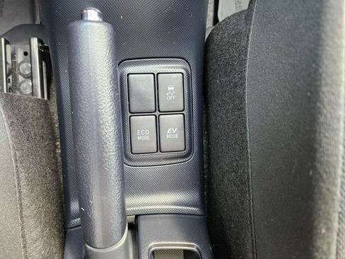 Used 2019 Toyota Prius C FWD image 25