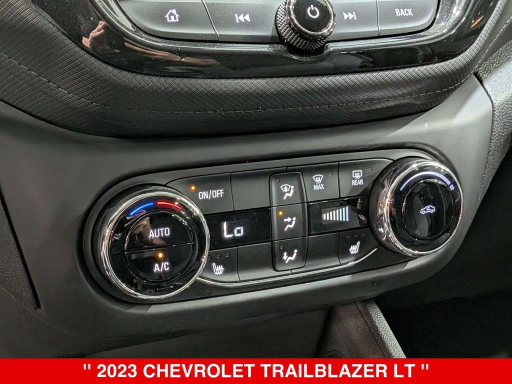 Used 2023 Chevrolet TrailBlazer LT w/ Convenience Package AWD/4WD image 22