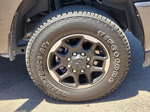 Used 2026 RAM 2500 Laramie AWD/4WD image 7