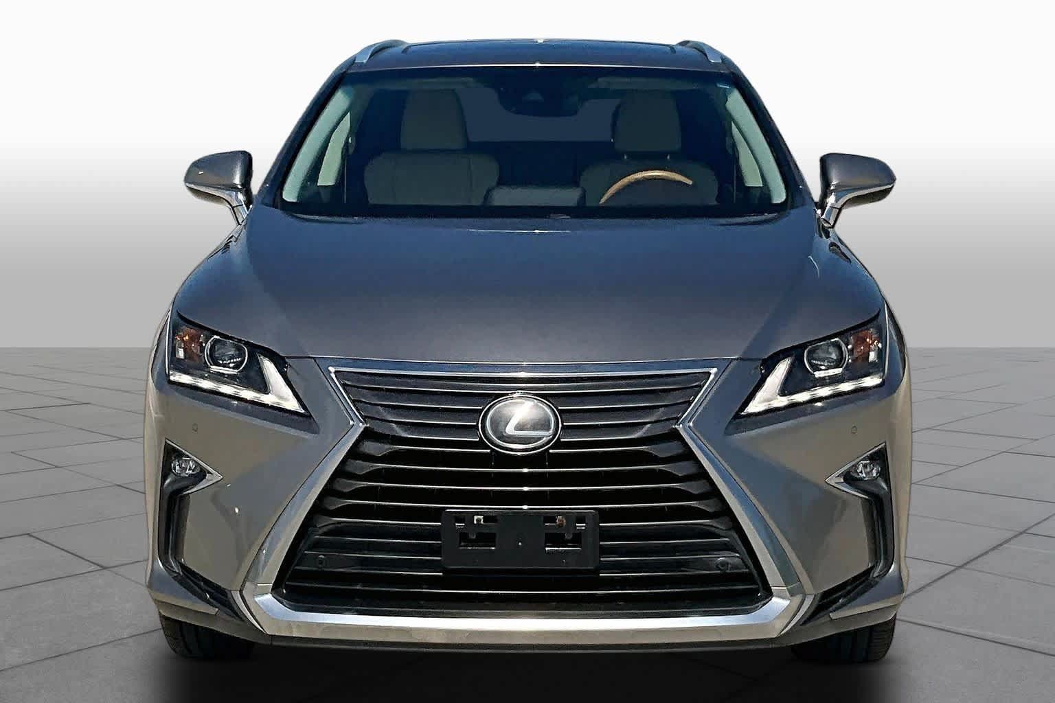 Used 2017 Lexus RX 350 FWD w/ Premium Package image 3