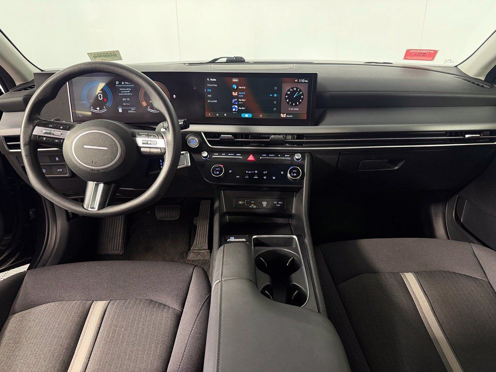 Used 2025 Hyundai Sonata SEL FWD image 13