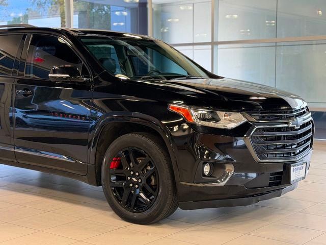 Used 2019 Chevrolet Traverse Premier w/ Redline Edition AWD/4WD image 5