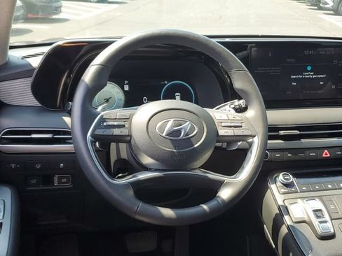Used 2023 Hyundai Palisade Limited AWD/4WD image 11
