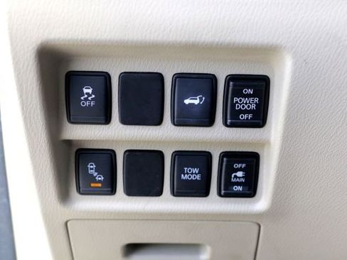 Used 2015 Nissan Pathfinder SL w/ SL Tech Package image 21