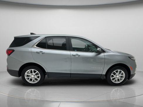 Used 2024 Chevrolet Equinox LT AWD/4WD image 6