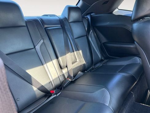 Used 2015 Dodge Challenger SXT Plus w/ Driver Convenience Group RWD image 23