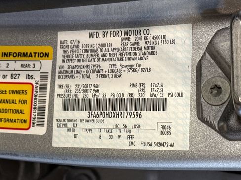 Used 2017 Ford Fusion SE w/ Fusion SE Technology Package FWD image 24