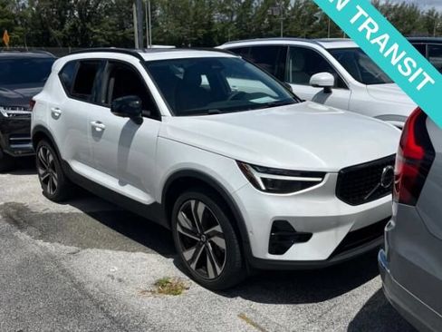 Used 2024 Volvo XC40 B5 Ultimate AWD/4WD image 1