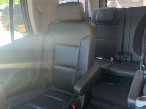 Used 2020 Chevrolet Tahoe Premier AWD/4WD image 10