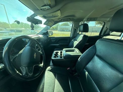 Used 2018 Chevrolet Silverado 1500 LT w/ Texas Edition AWD/4WD image 9