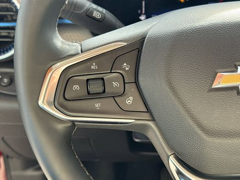 Certified 2025 Chevrolet Trax LT w/ LT Convenience Package image 13